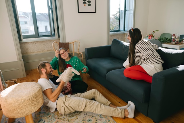 how to play truth or dare